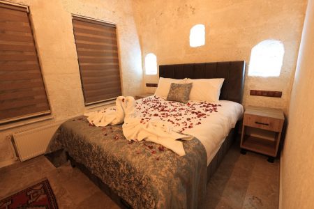 Deluxe Stone Suit Room ( PCO-201)