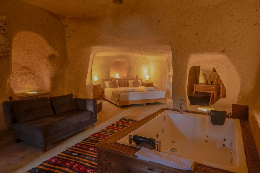 Queen Cave Room (CCS 101)